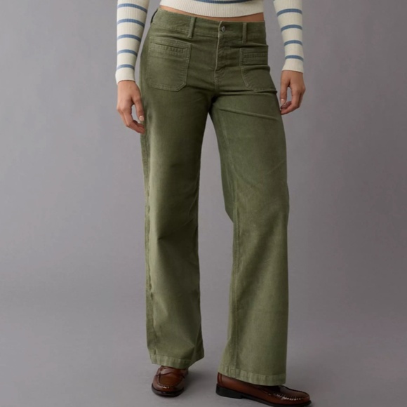 American Eagle Outfitters Pants - AE Stretch Corduroy Low-Rise Baggy Wide-Leg Pant